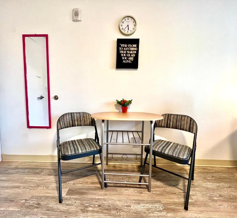 Micro Studio Apartment In University District- 10 Mins Walk To University Of Wa Seattle Esterno foto