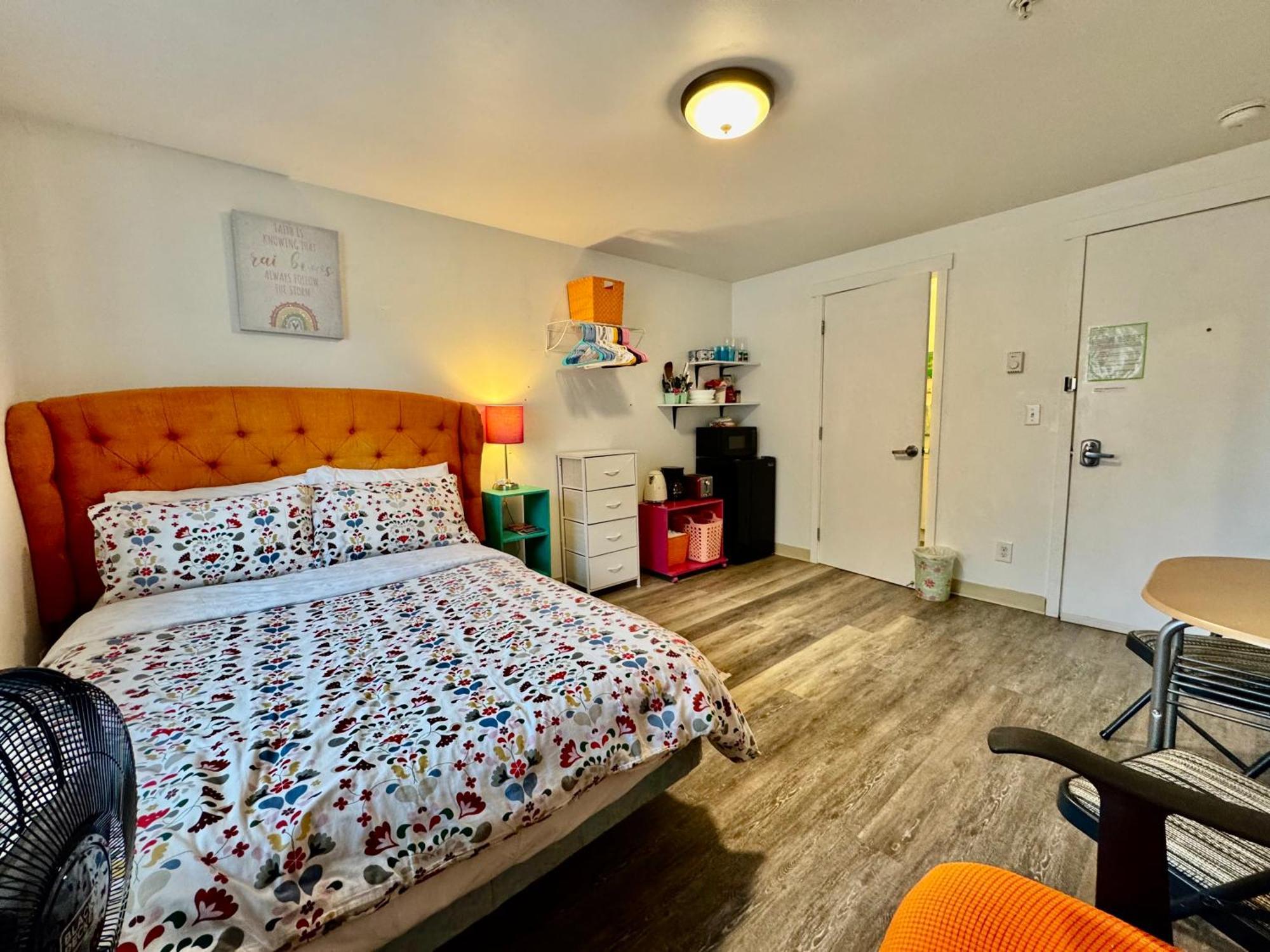 Micro Studio Apartment In University District- 10 Mins Walk To University Of Wa Seattle Esterno foto